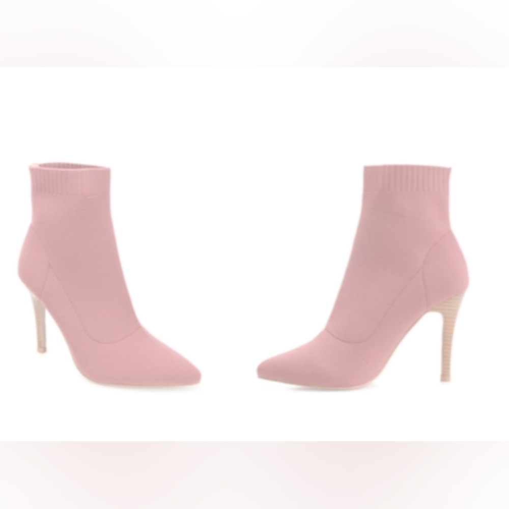 Journee Collection Women's Tru Comfort Foam Milyna Booties, Size 8.5